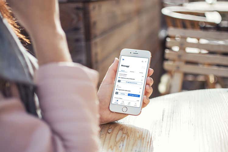 Si potrà richiedere online, anche attraverso uno smartphone - Il 1° luglio arriva il bonus vacanze Si potrà richiederlo solo con un’app