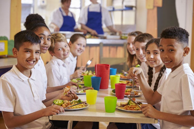 Boom di vegani nelle scuole milanesi 
+50% in 5 anni dal nido alle medie