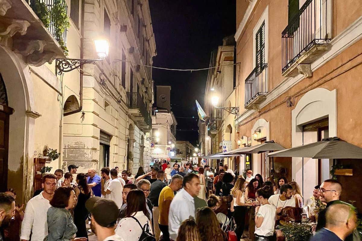 Borgo di Vino in Tour è un nuovo format eventi, pensato poprio per stimolare il turismo nei piccoli centri e aumentarne la conoscenza 