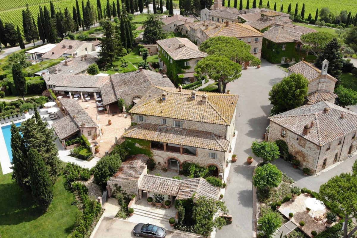 Vista aerea del Borgo San Felice Resort