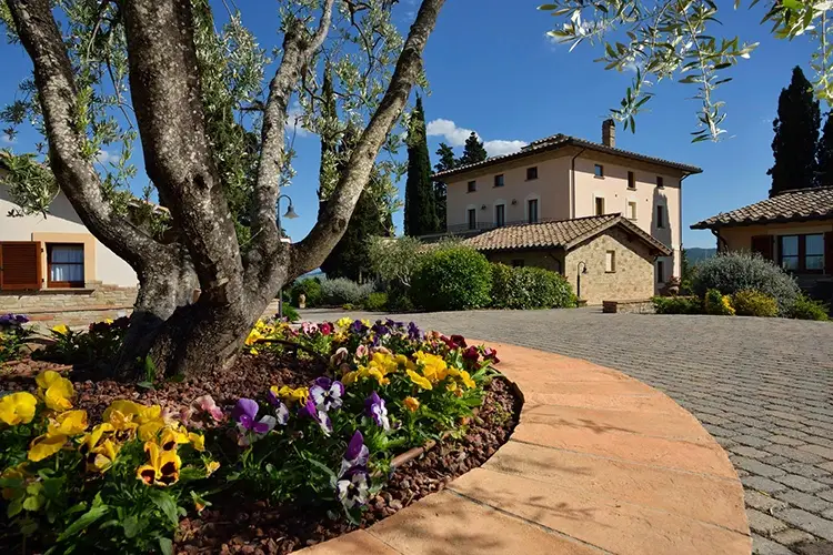 Obiettivi: lusso, charme, comfort e sicurezza In coppa nella spa pi&ugrave; grande dell&rsquo;Umbria? Riapre il resort Borgobrufa a Torgiano