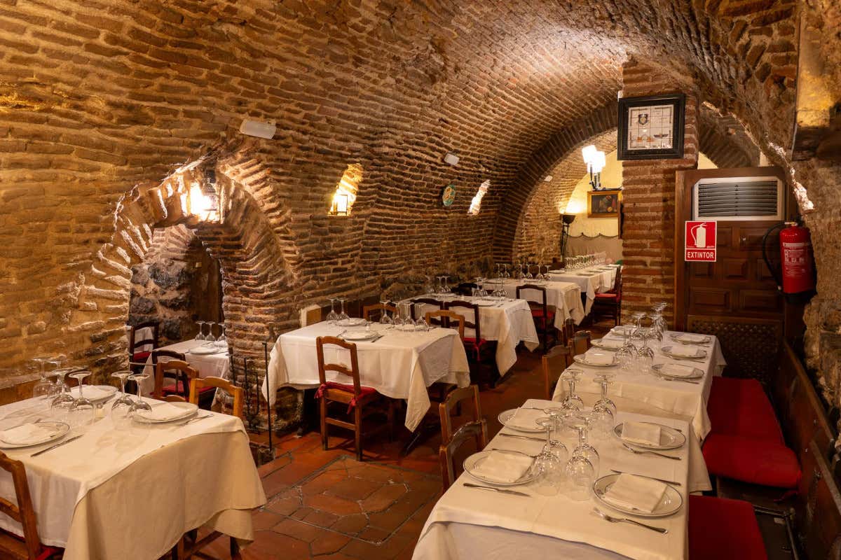 Dove e quando sono nati i ristoranti (come li intendiamo oggi)? La storia