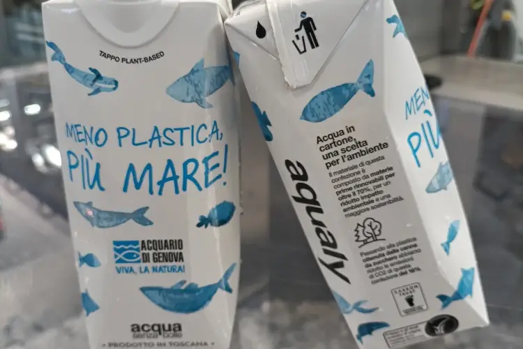 I nuovi brick&nbsp; L'Acquario di Genova dice addio alla plastica monouso