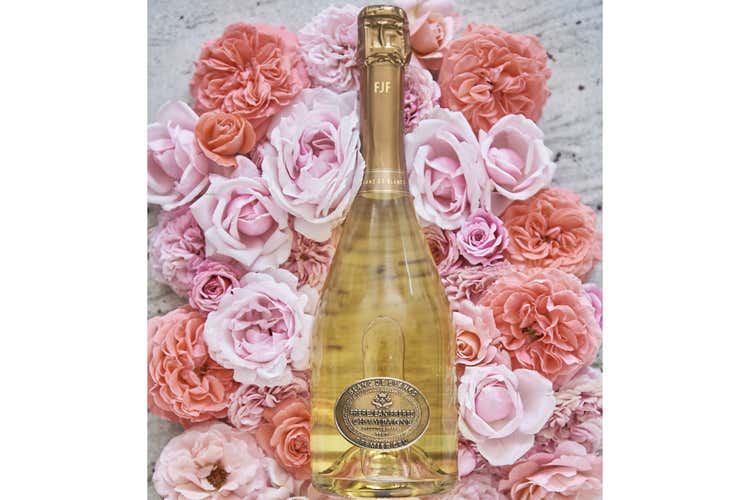 (Il brindisi di S.Valentino Le bollicine sono un must)
