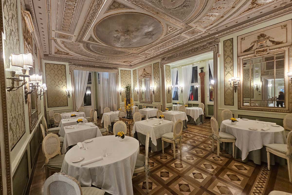 Hotel Bristol Palace, il cuore Liberty di Genova dove il tempo si ferma Hotel Bristol Palace, il cuore Liberty di Genova dove il tempo si ferma