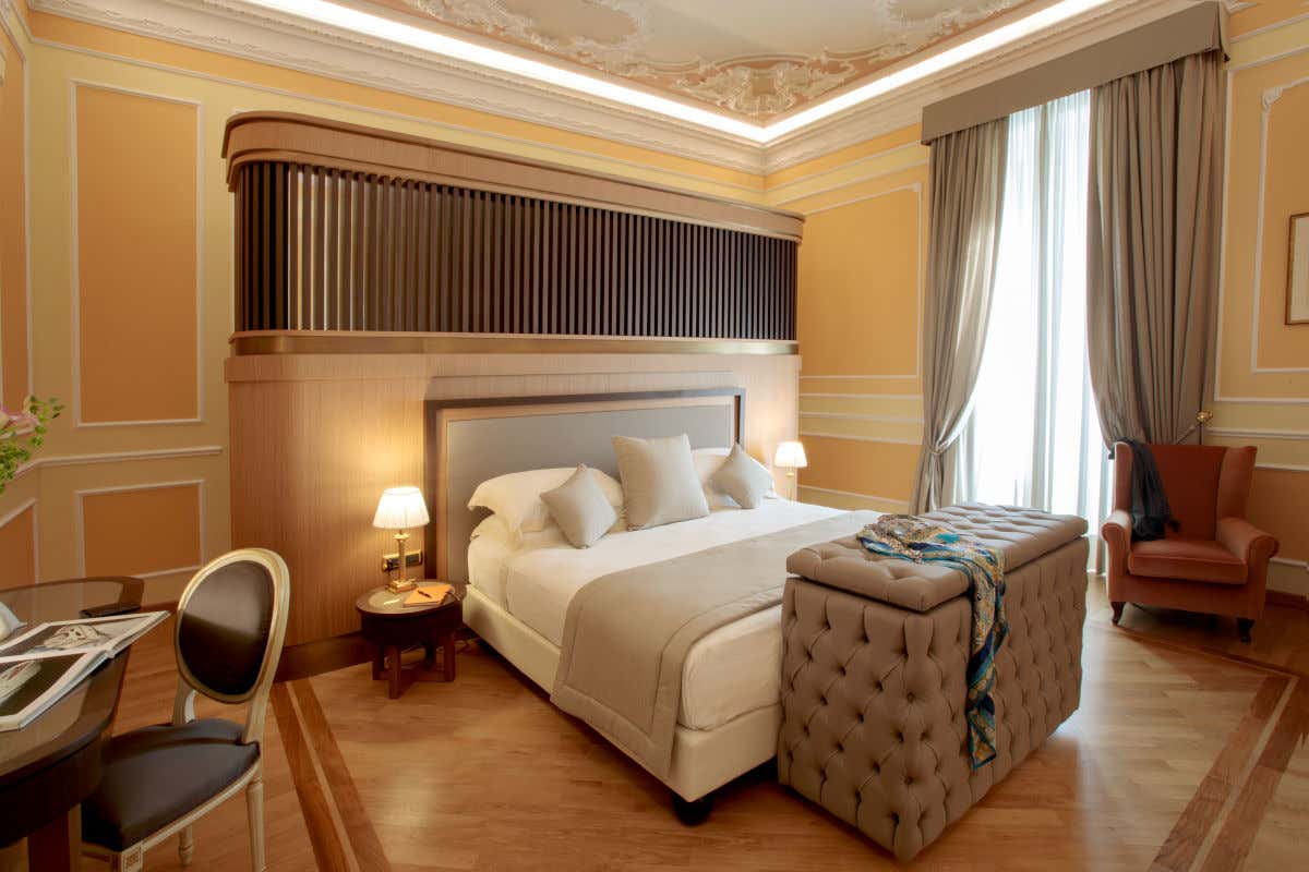 Hotel Bristol Palace, il cuore Liberty di Genova dove il tempo si ferma