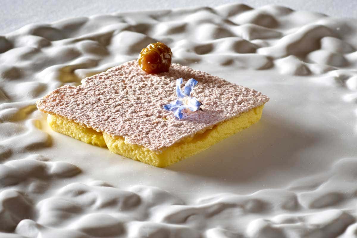 Dulcis in fundo, il brulé di Taleggio Cucina stellata ad alta quota: lo chef Davide Rangoni amplia l’offerta Dulcis in fundo, il brulé di Taleggio Cucina stellata ad alta quota: lo chef Davide Rangoni amplia l’offerta