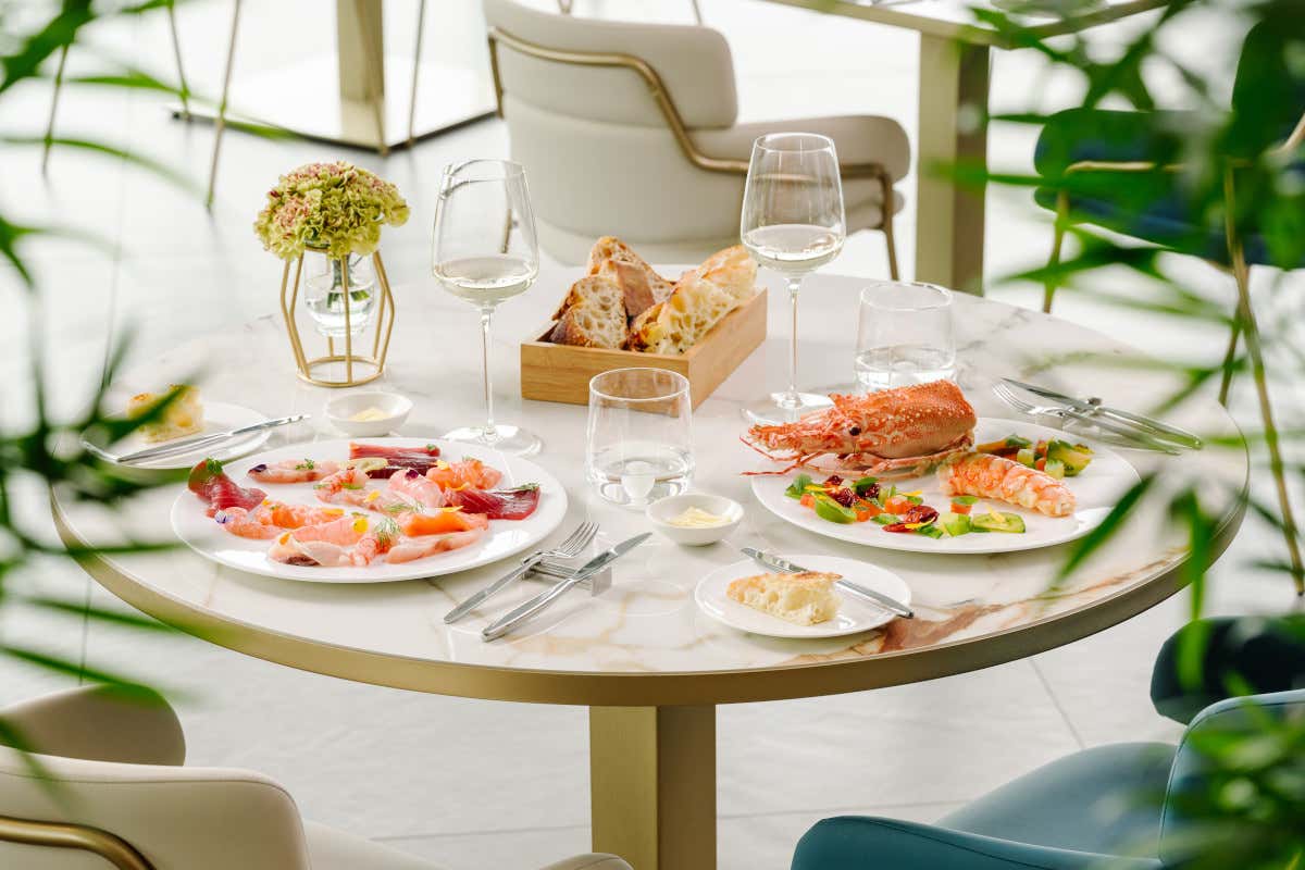 Grand Hotel Victoria, lusso elegante sulle rive del lago di Como 