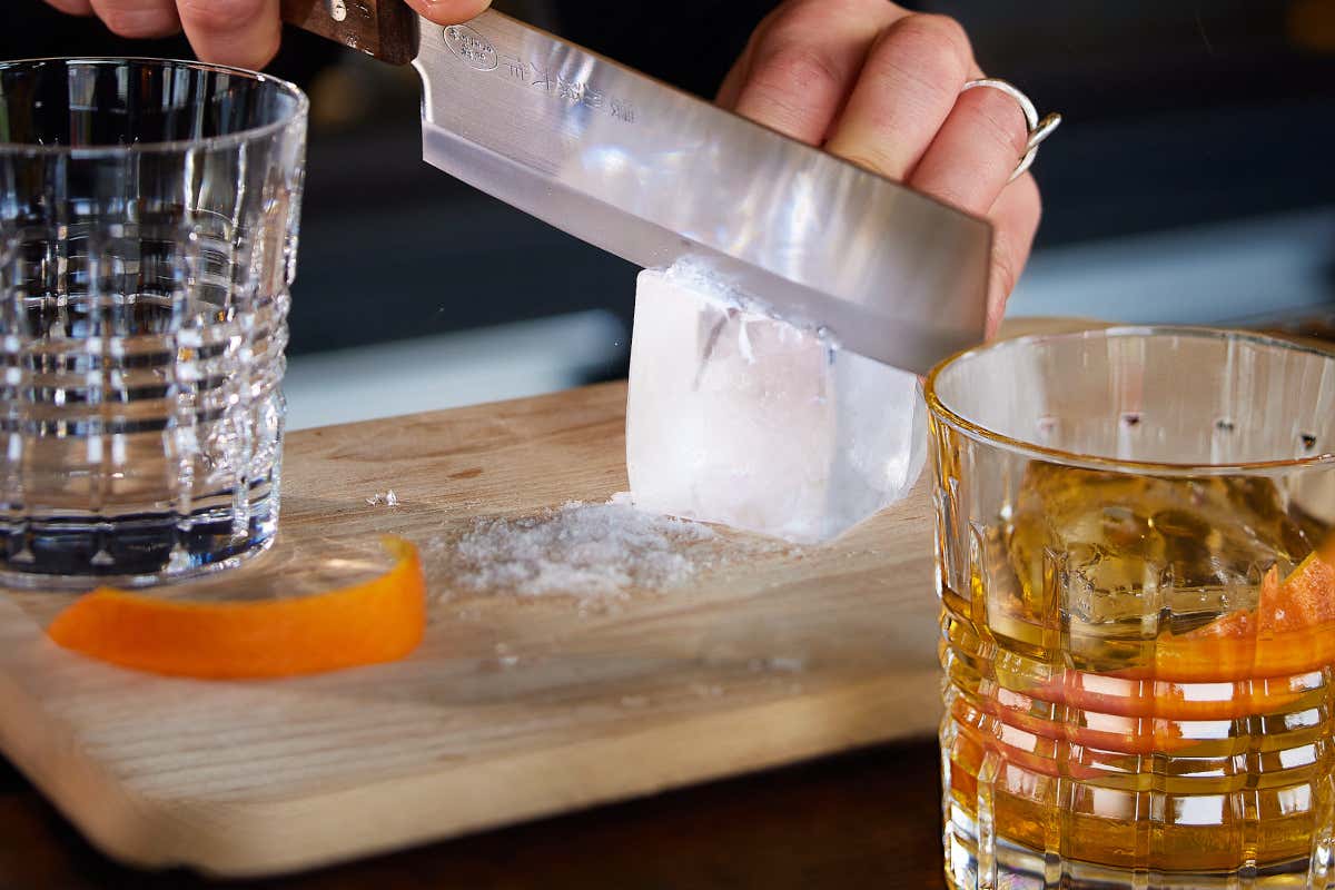 Gruppo Arc, un campione mondiale come partner: il barman Bruno Vanzan Gruppo Arc, un campione mondiale come partner: il barman Bruno Vanzan