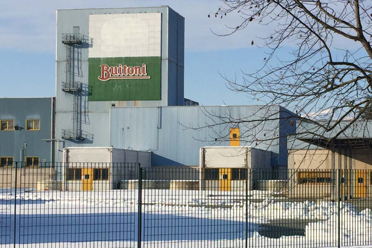 Uno degli stabilimenti Buitoni Nestlè non concede il marchio a New Lat e Buitoni scompare dal mercato Uno degli stabilimenti Buitoni Nestlè non concede il marchio a New Lat e Buitoni scompare dal mercato