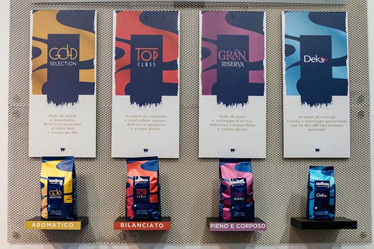 (Un buon caffè, anche al ristorante Lavazza rinnova la gamma Blue) (Un buon caffè, anche al ristorante Lavazza rinnova la gamma Blue)