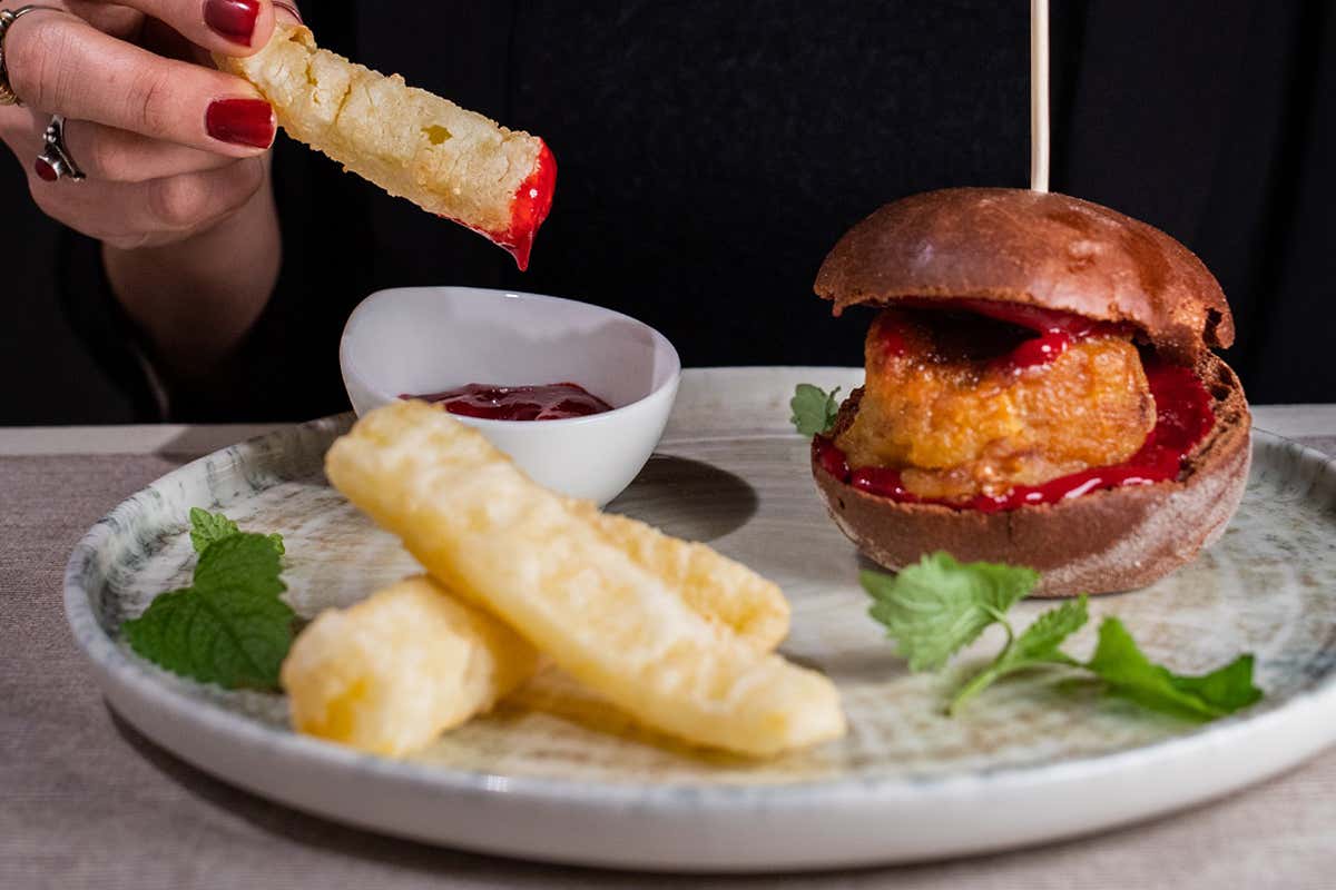 Burger dessert Una cucina Fuorinorma ma piena di gusto all’Ostiense