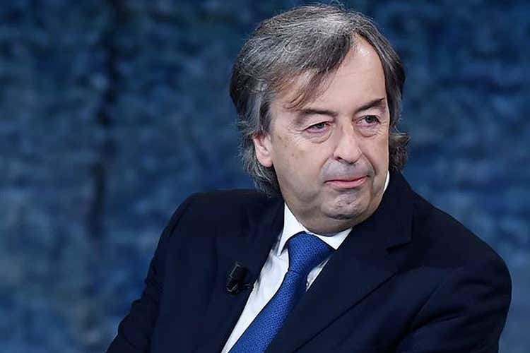 Roberto Burioni - Pfizer pubblica i dati del vaccino Burioni: &laquo;Affidabili, farlo subito&raquo;