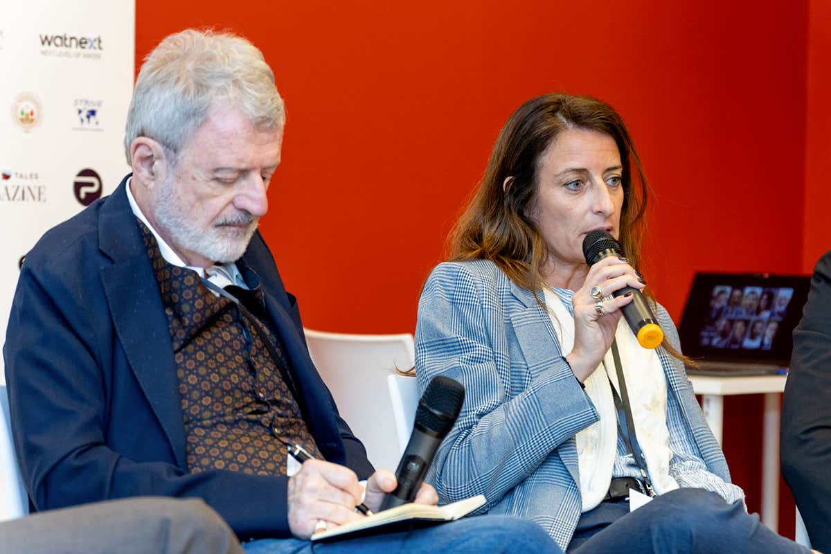 Da sinistra il direttore di Italia a Tavola Alberto Lupini e Ottavia Giorgi di Vistarino (Conte Vistarino)