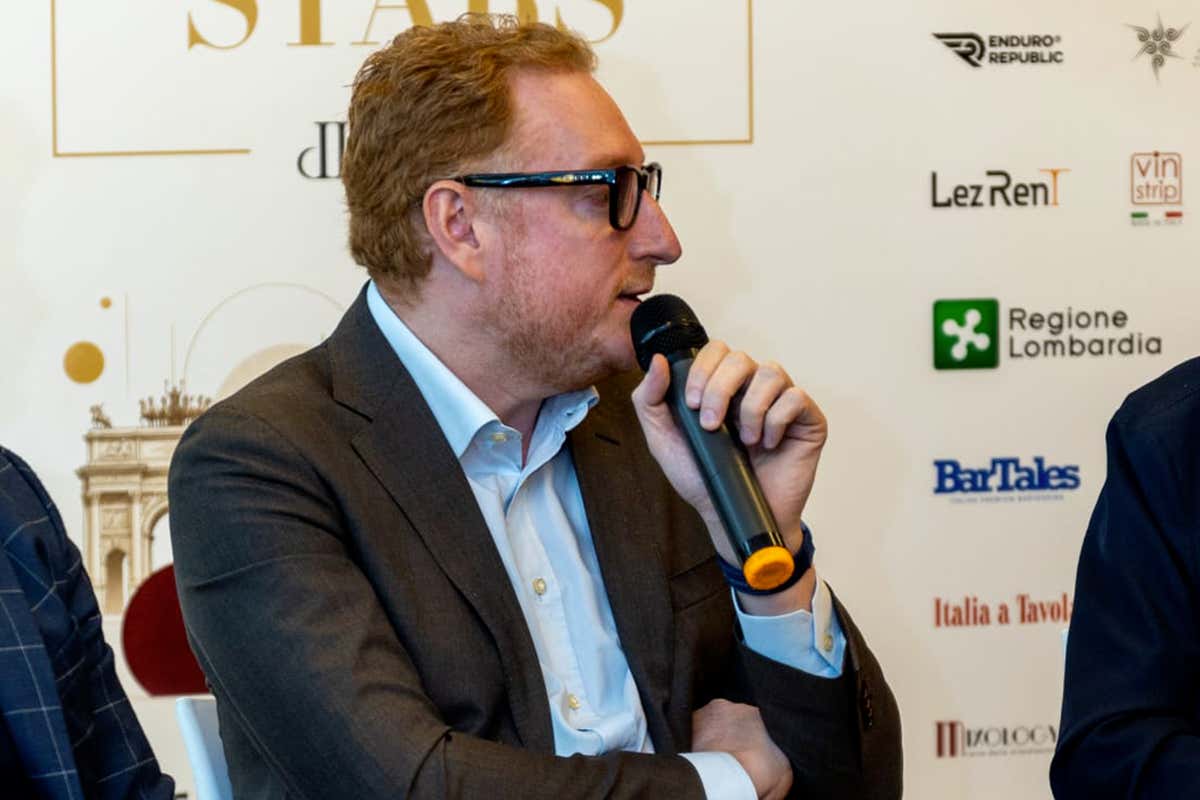 Paolo Porfidio, head sommelier dell'Excelsior Hotel Gallia di Milano