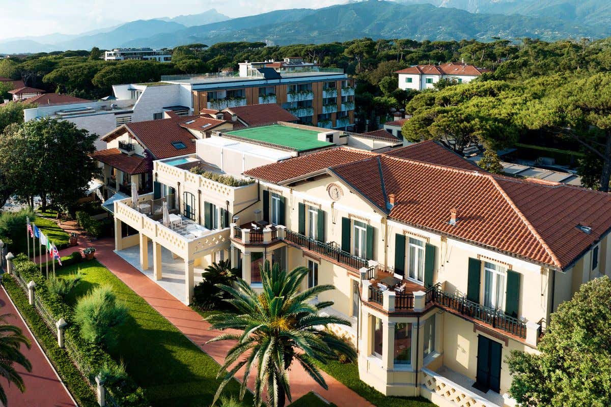 Hotel Byron, grande chiusura di stagione: +40% di affluenza rispetto al 2022
