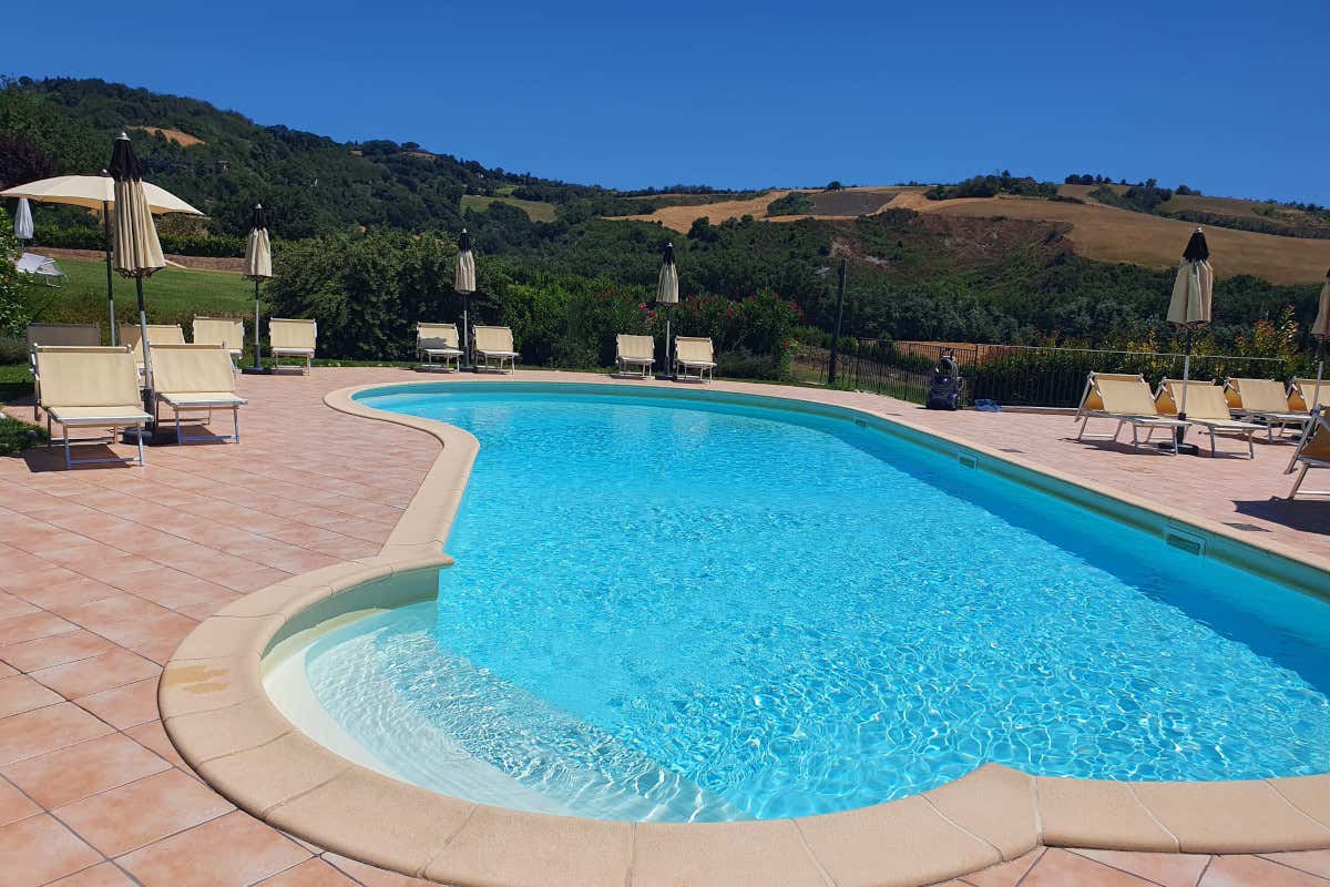 Ca' Virginia punta sul turismo E- bike e sul tartufo, vince la puntata di 4 Hotel e sposa il progetto Marche Outdoor