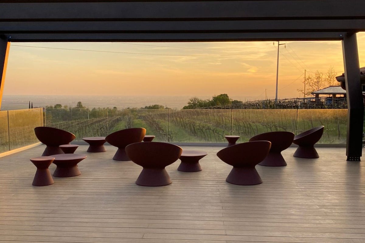 Ca' Rovere: una terrazza panoramica con vista sui vigneti del prosecco