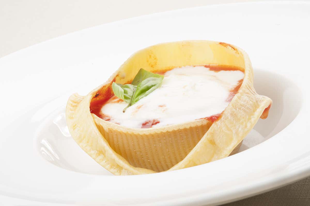 Caccavella Una terra, una famiglia e una chef stella Michelin: la ricetta vincente de Le Colonne