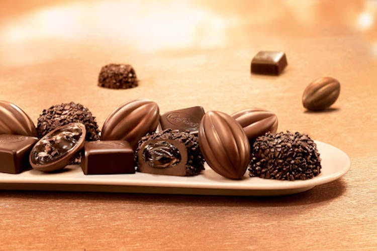 I cioccolatini di Caffarel - Un milione di euro in cioccolato  Il dono di Caffarel ai bisognosi