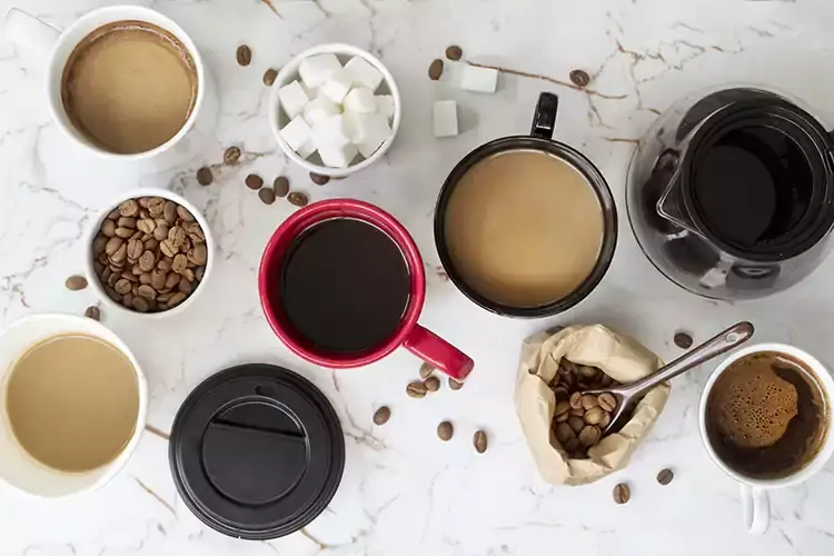 Il caff&egrave; pu&ograve; trovare abbinamenti interessanti in base alla tipologia e all'aromaticit&agrave; Il caff&egrave;, una bevanda straordinaria dalle mille declinazioni di vendita