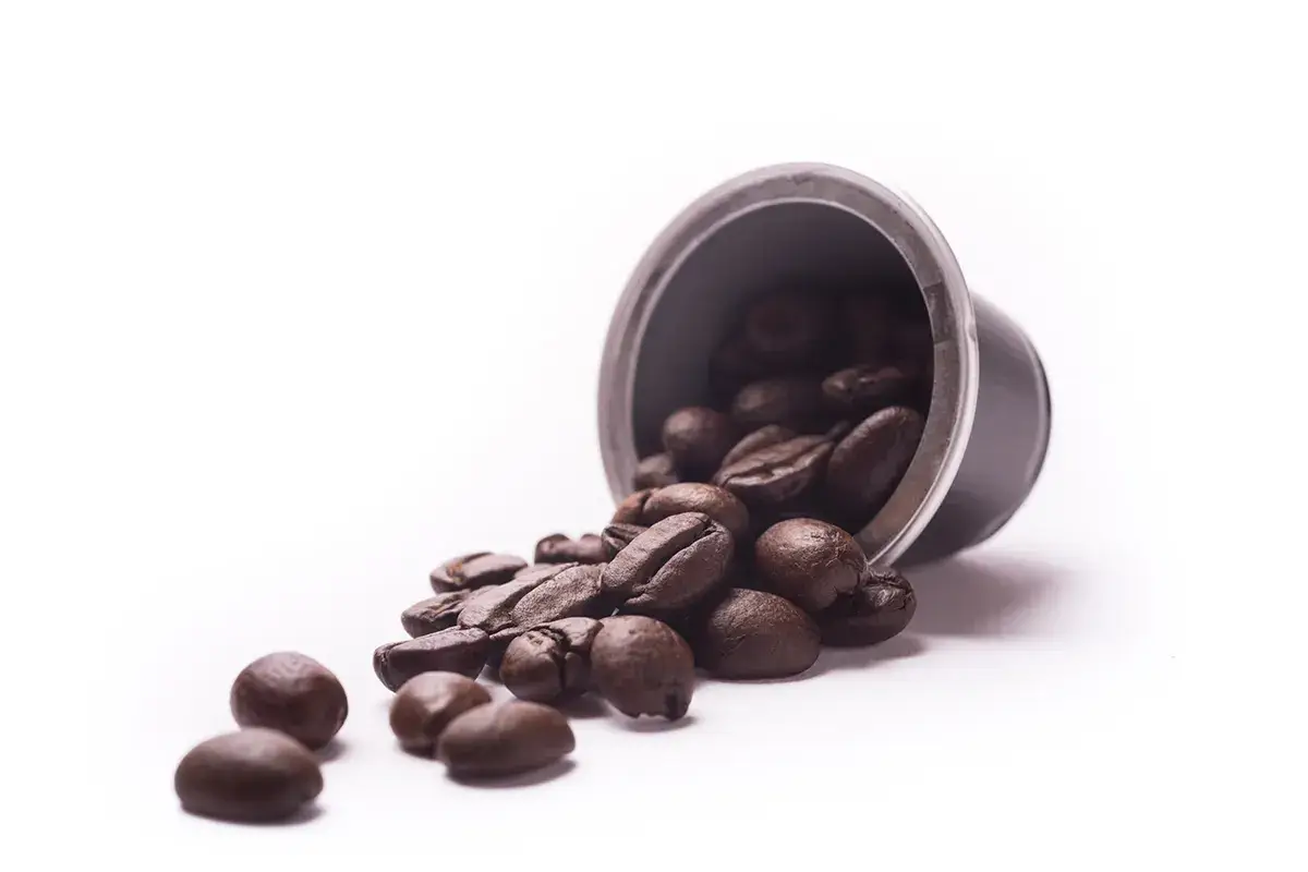 Dagli scarti alle scarpe Il caff&egrave; scartato diventa una scarpa. Ecco l'idea finlandese