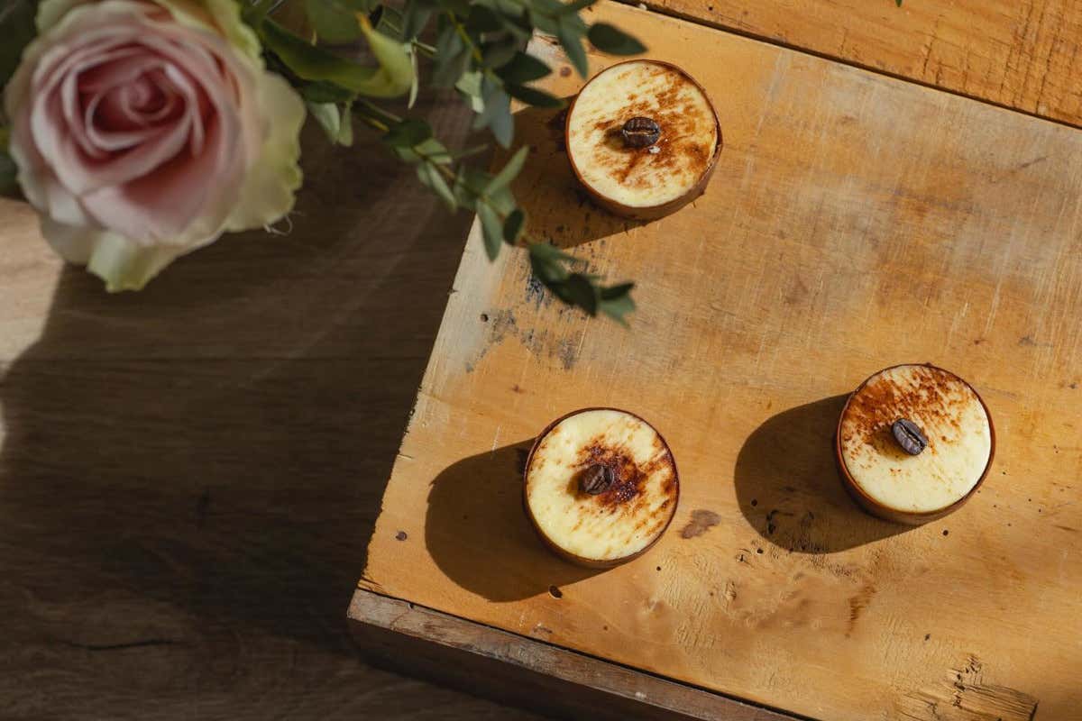 Come usare il caffè nei dolci freddi? Ecco le idee dei pasticceri Come usare il caffè nei dolci freddi? Ecco le idee dei pasticceri