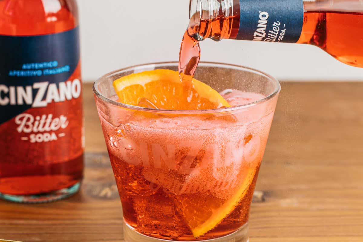 Cinzano, forte di 269 anni di storia, rappresenta una delle icone dell’aperitivo italiano