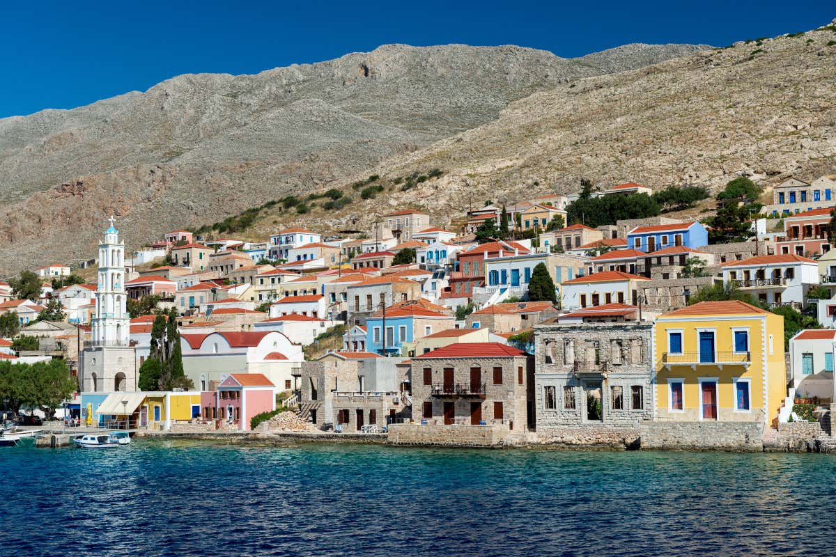 Le gemme del Dodecaneso: alla scoperta delle incantevoli isole dell'arcipelago greco Le gemme del Dodecaneso: alla scoperta delle incantevoli isole dell'arcipelago greco