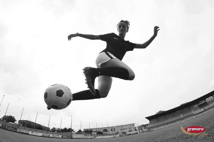 (La calciatrice Barbara Bonansea testimonial della pasta Granoro per il 2019)