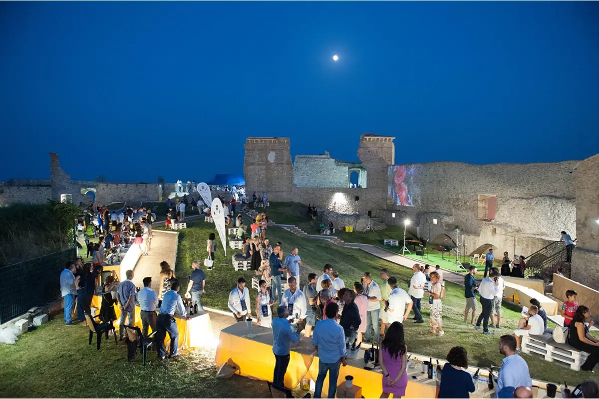 Calici di Stelle: musica, cultura e sapori in 102 Citt&agrave; del Vino