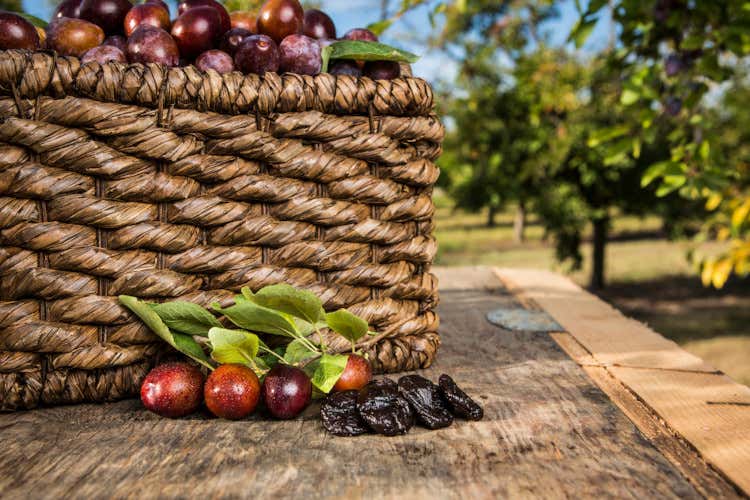 Le prugne della California alla conquista dell’Italia anche col Web