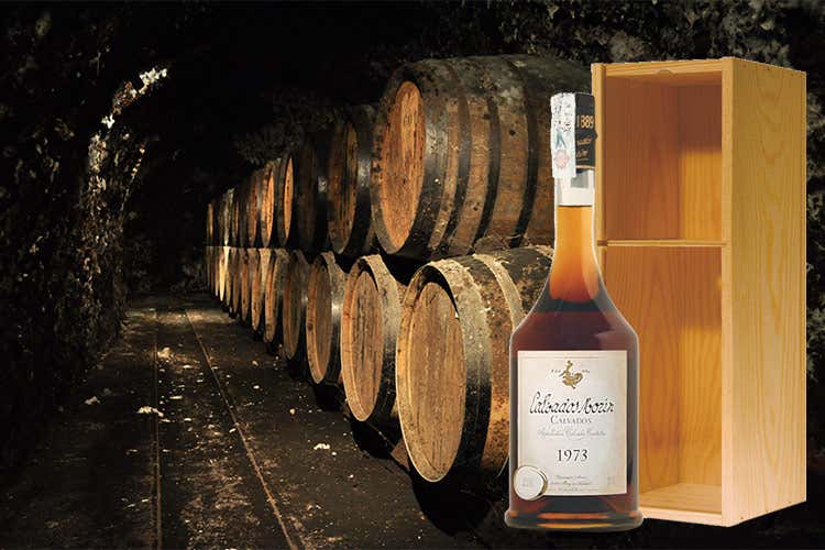 OnestiGroup, un tris premium Feste con bitter, whisky e  Calvados