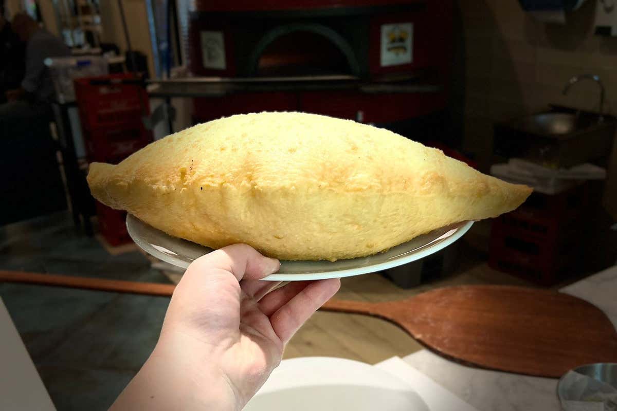 Ecco com'è la nuova “Antica Pizzeria Da Michele” a Caserta