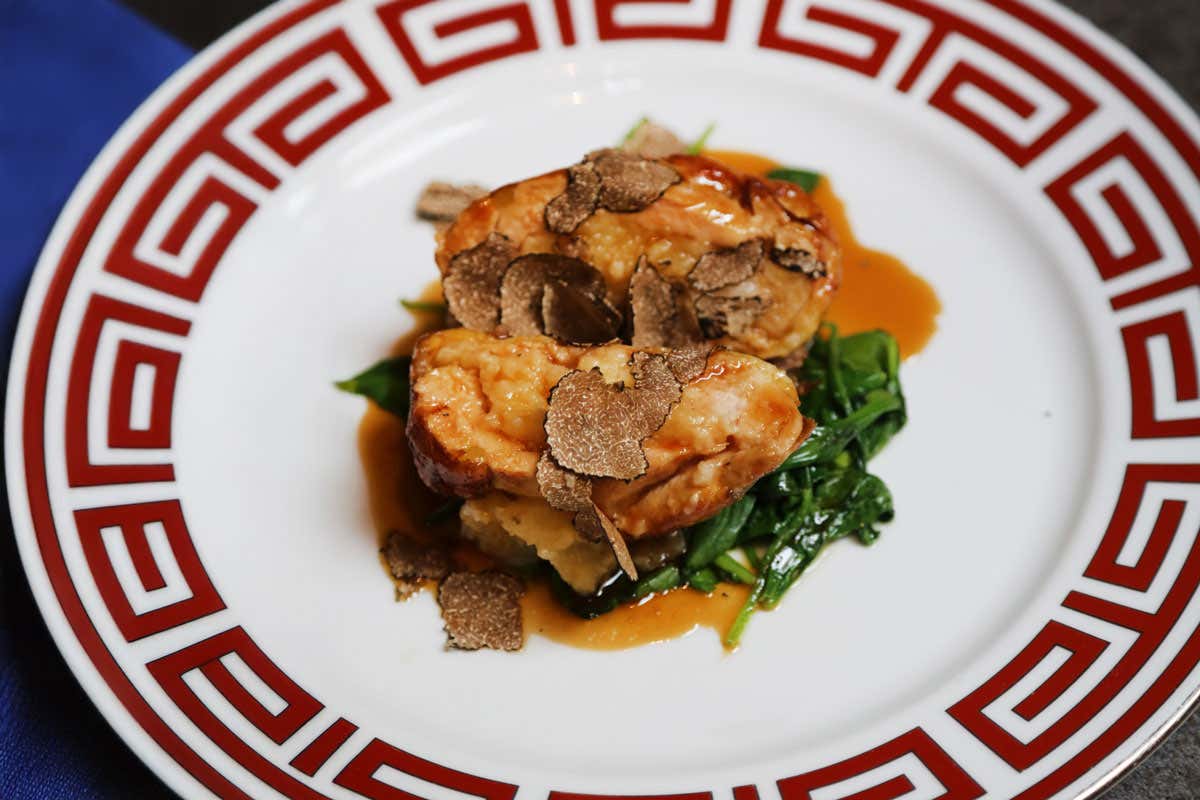 Sapevi che a Bologna puoi mangiare la vera lasagna a sette strati? Ecco dove provare una tra le più iconiche