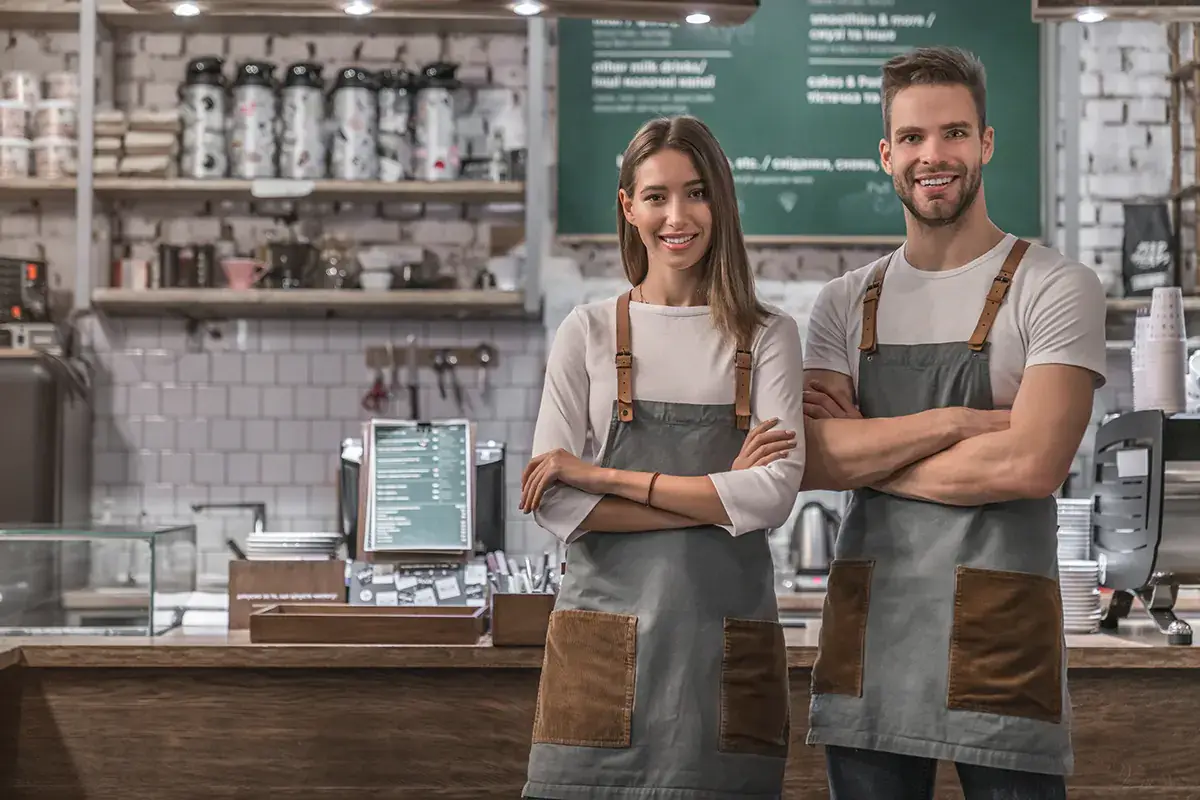 Obbligo di vaccinazione per cuochi e camerieri? Unico modo per una bolla di sicurezza in bar e ristoranti Obbligo vaccinale per il personale Horeca, altrimenti il green pass sar&agrave; inutile