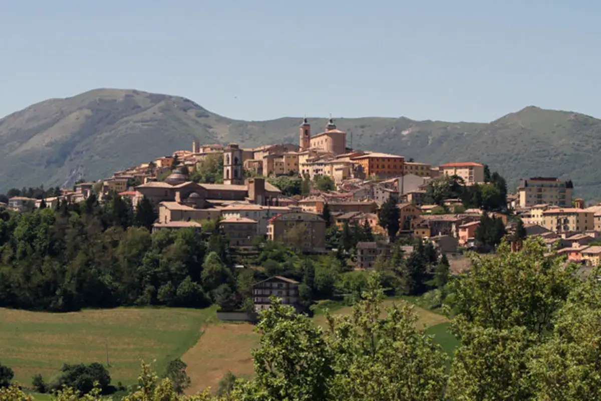 Vista di Camerino Camerino Meraviglia Days, un weekend per scoprire le eccellenze del territorio
