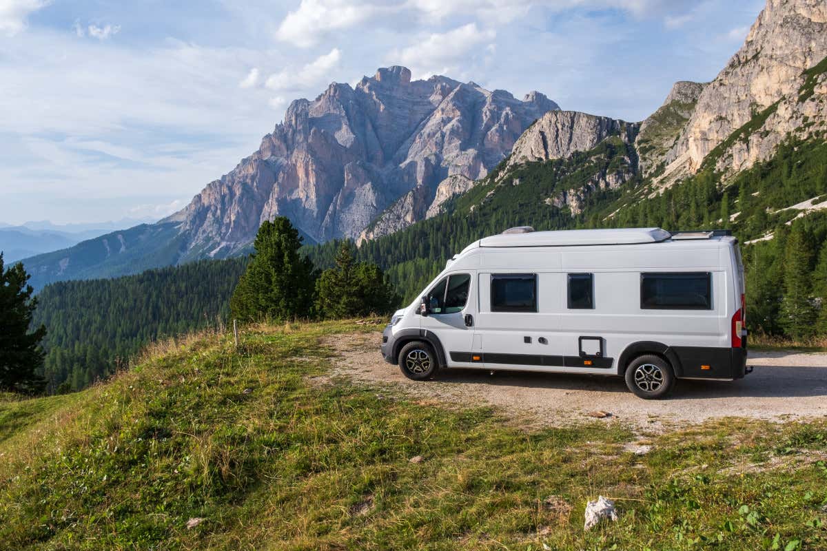 Arrivano 4.400 nuove piazzole per camper: finanziati 170 comuni italiani