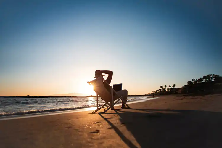Le Isole Canarie copriranno tutte le spese di viaggio e di co-living e co-working Smart working alle Canarie? Si cerca il candidato perfetto