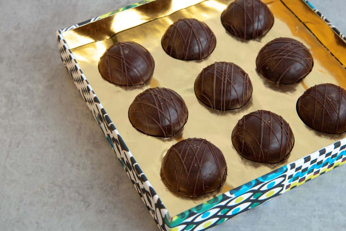 Antonino Cannavacciuolo presenta la nuova linea di dolci vegani Cannavacciuolo Vegan Collection: la dolce eccellenza vegana che conquista il palato