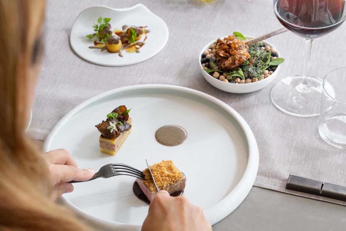 Da una mozzarella sbagliata alla stella Michelin con Cannavacciuolo, la storia di Bertone