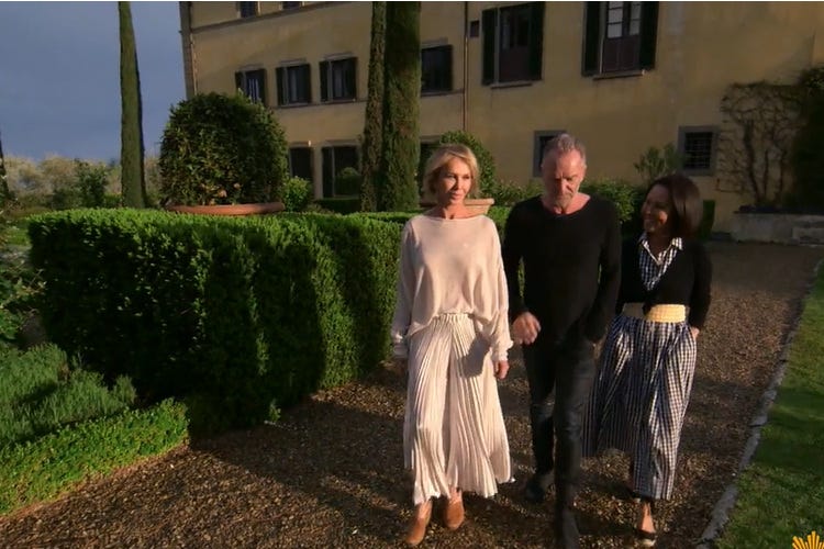 Da sinistra Trudie Styler e Sting con la moglie nella tenuta Toscana Gambero rosso premia l'olio extravergine di Sting