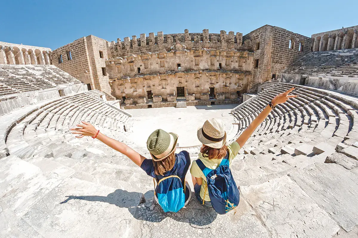 L'obiettivo di Cantico: migliorare l'autofinanziamento dei teatri coinvolgendo pi&ugrave; visitatori e turisti Con Cantico l'arte e gli spettacoli diventano un magnete per visitatori e turisti