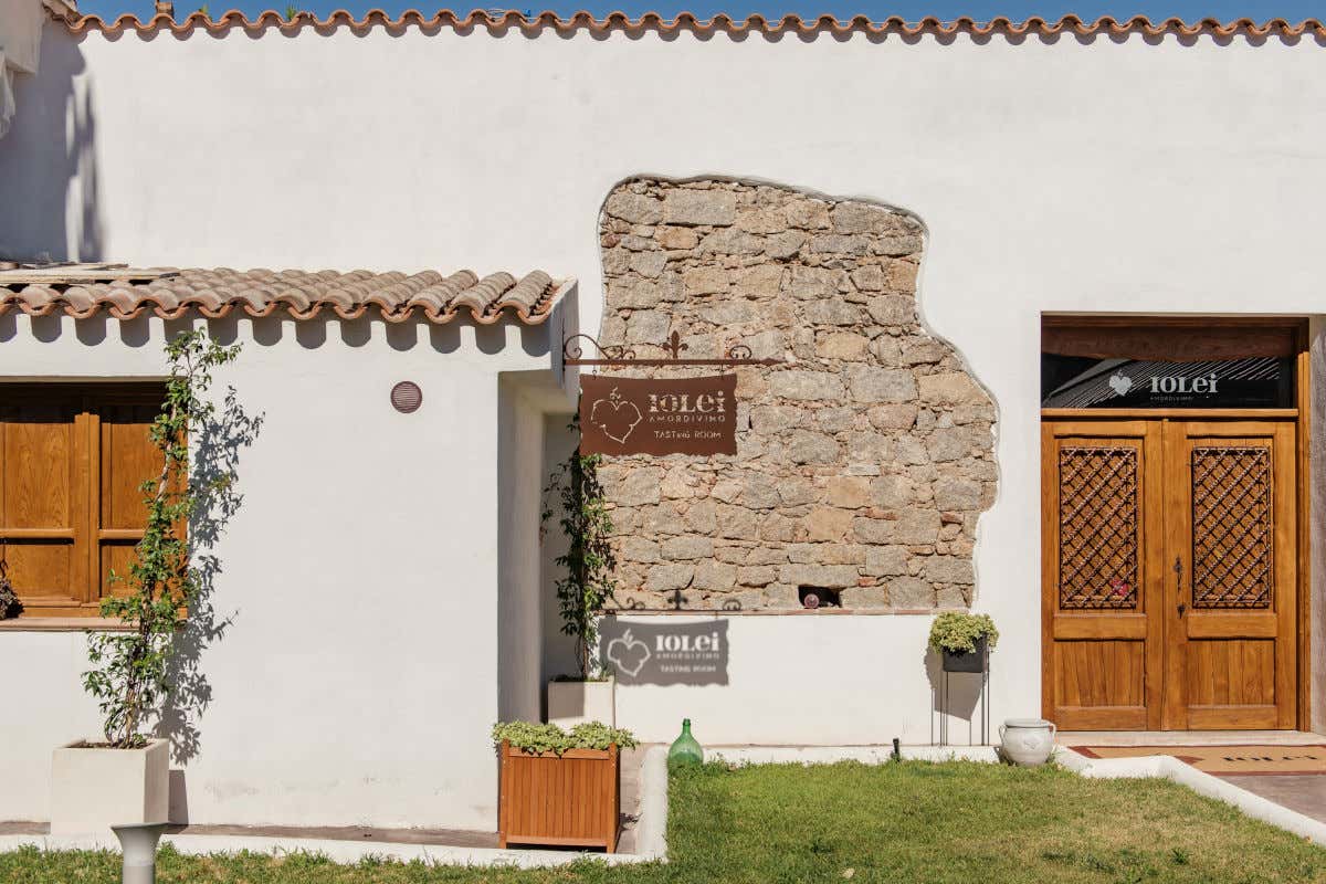 La cantina Iolei