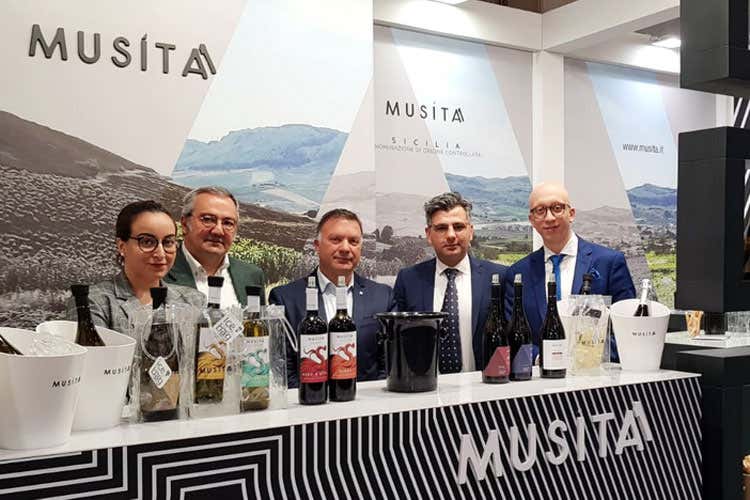 (Le cantine siciliane si riscoprono dopo la vetrina di Vinitaly)