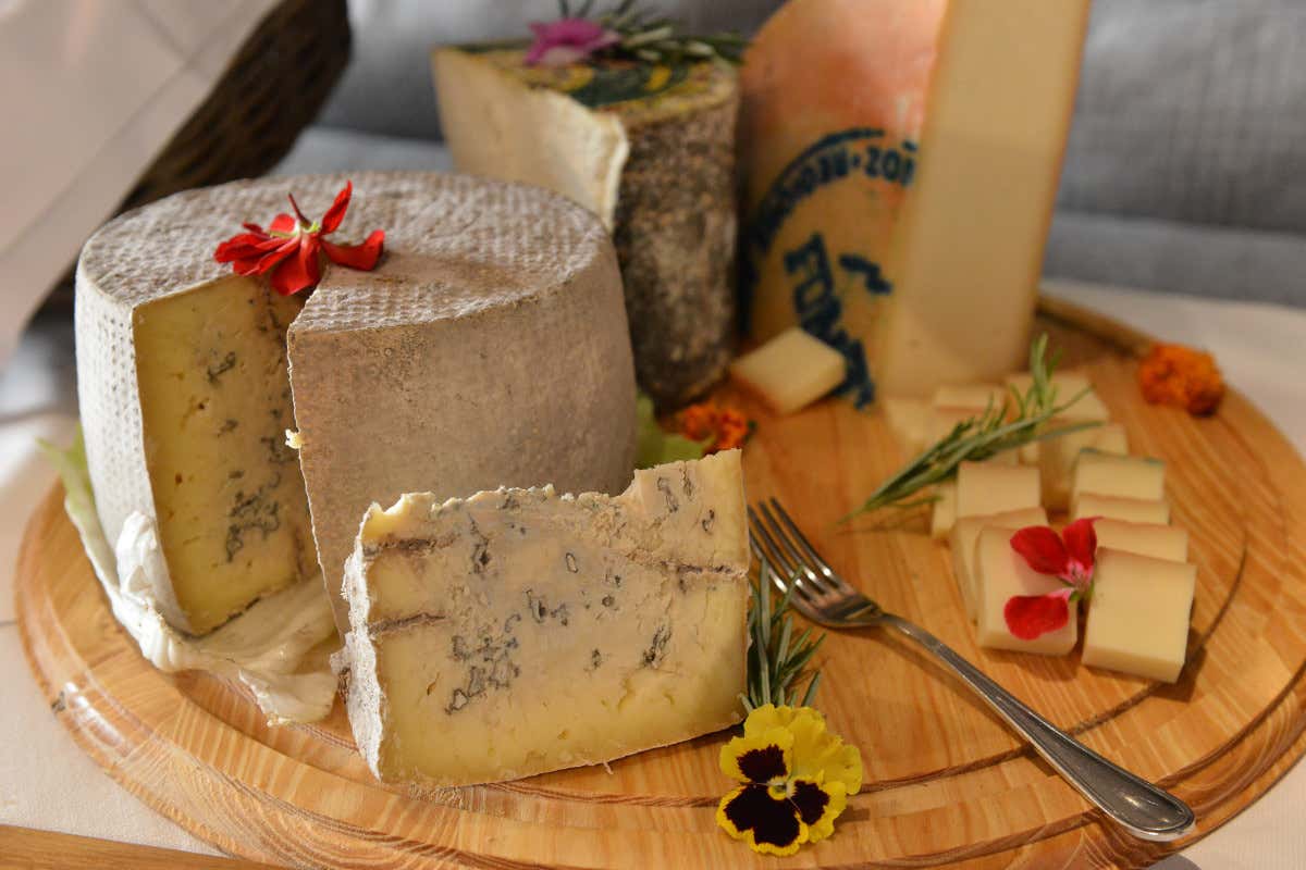 La gastronomia della Valle d'Aosta &egrave; protagonista di Cantine Gourmet Cantine Gourmet a Cogne l'enogastronomia locale tra visite e degustazioni