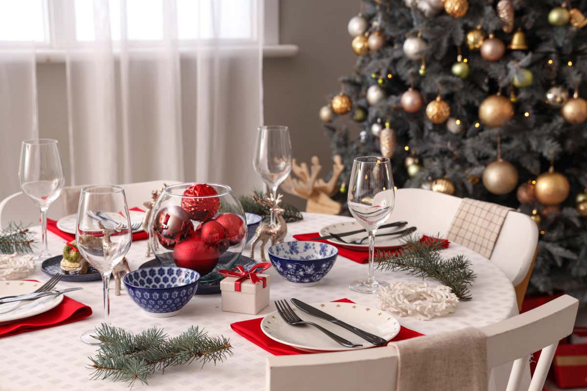 Capodanno a casa: consigli pratici per non rovinare la notte più attesa dell’anno Capodanno a casa: consigli pratici per non rovinare la notte più attesa dell’anno