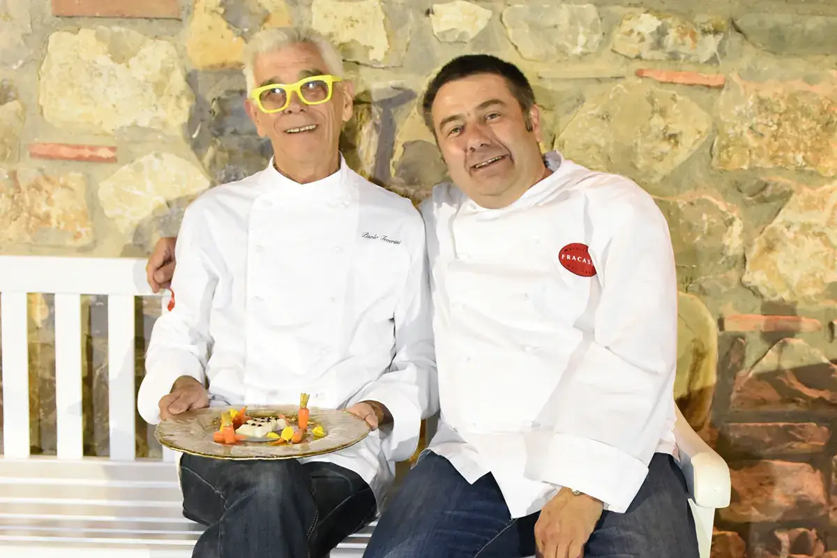 Da sinistra, lo chef Paolo Teverini e Simone Fracassi Capolavori in Tavola, la beneficenza di cuochi e imprenditori del food