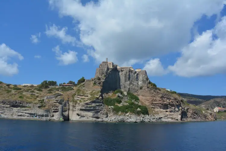 Arcipelago toscano tutto da scoprire e vivere