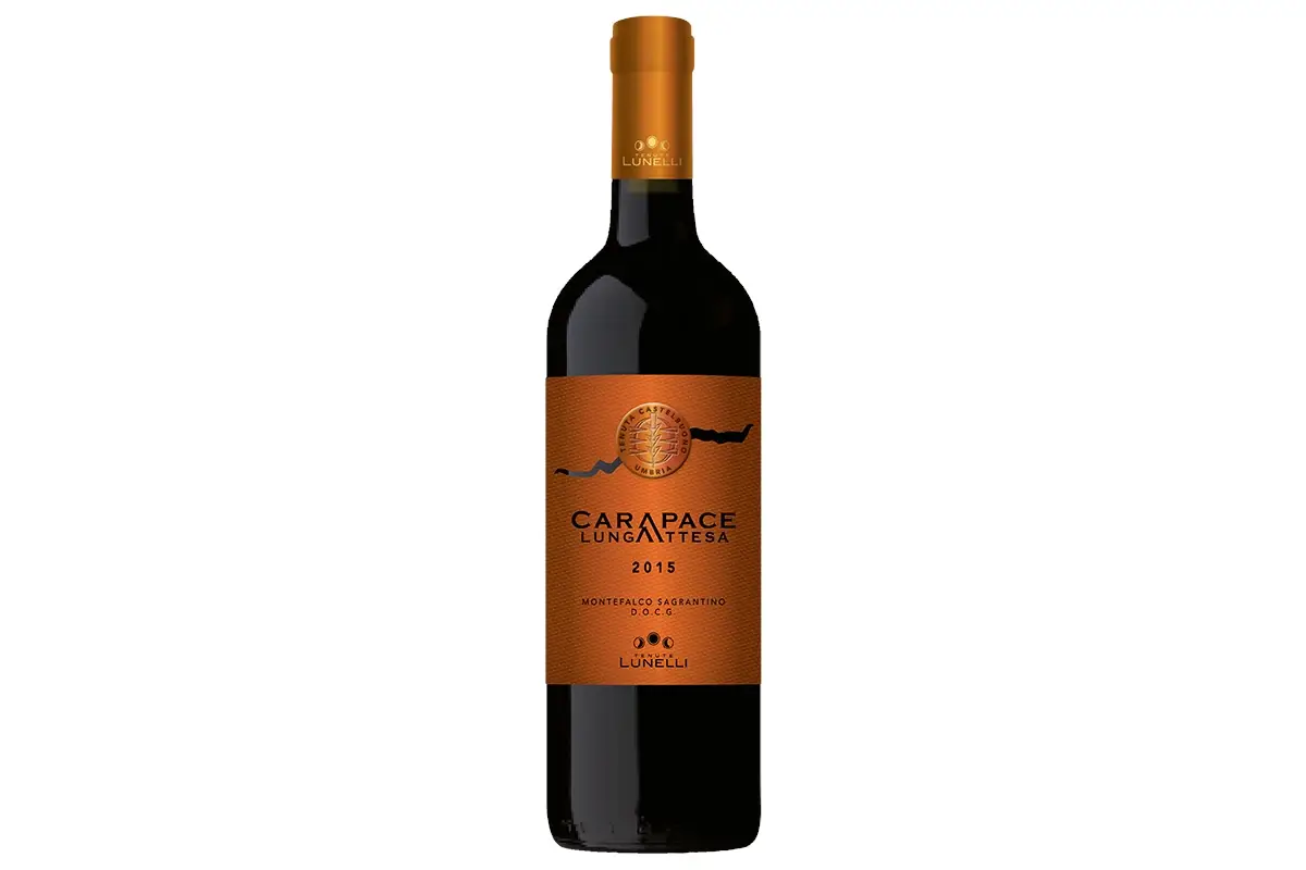 Montefalco Sagrantino Carapace 2017 biologico Tenute Lunelli, non solo Trentino: vini di qualit&agrave; tra Toscana e Umbria